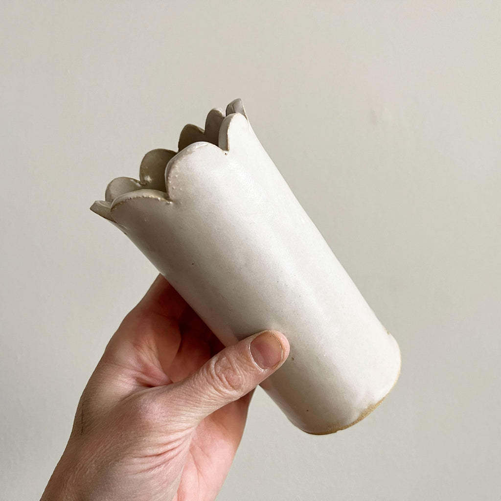 WHOLESALE Scallop Vase - White