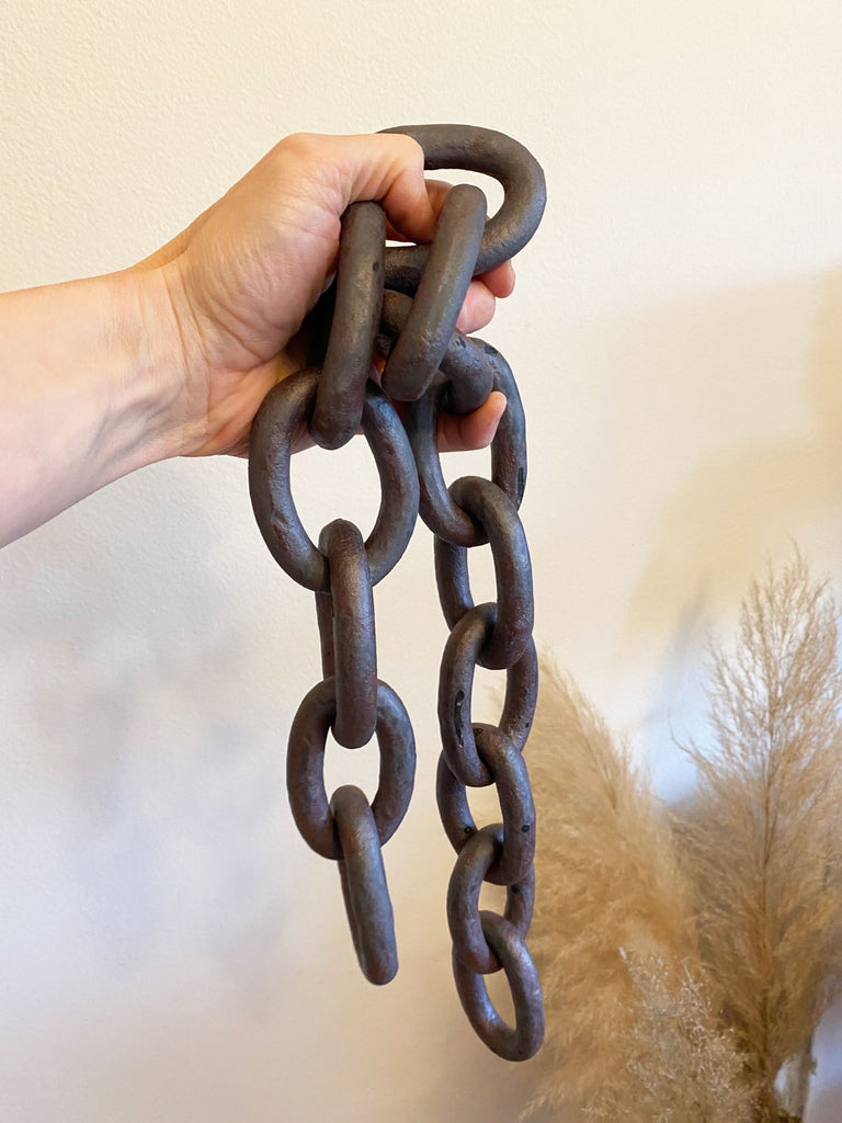 Large Chain - Iron
